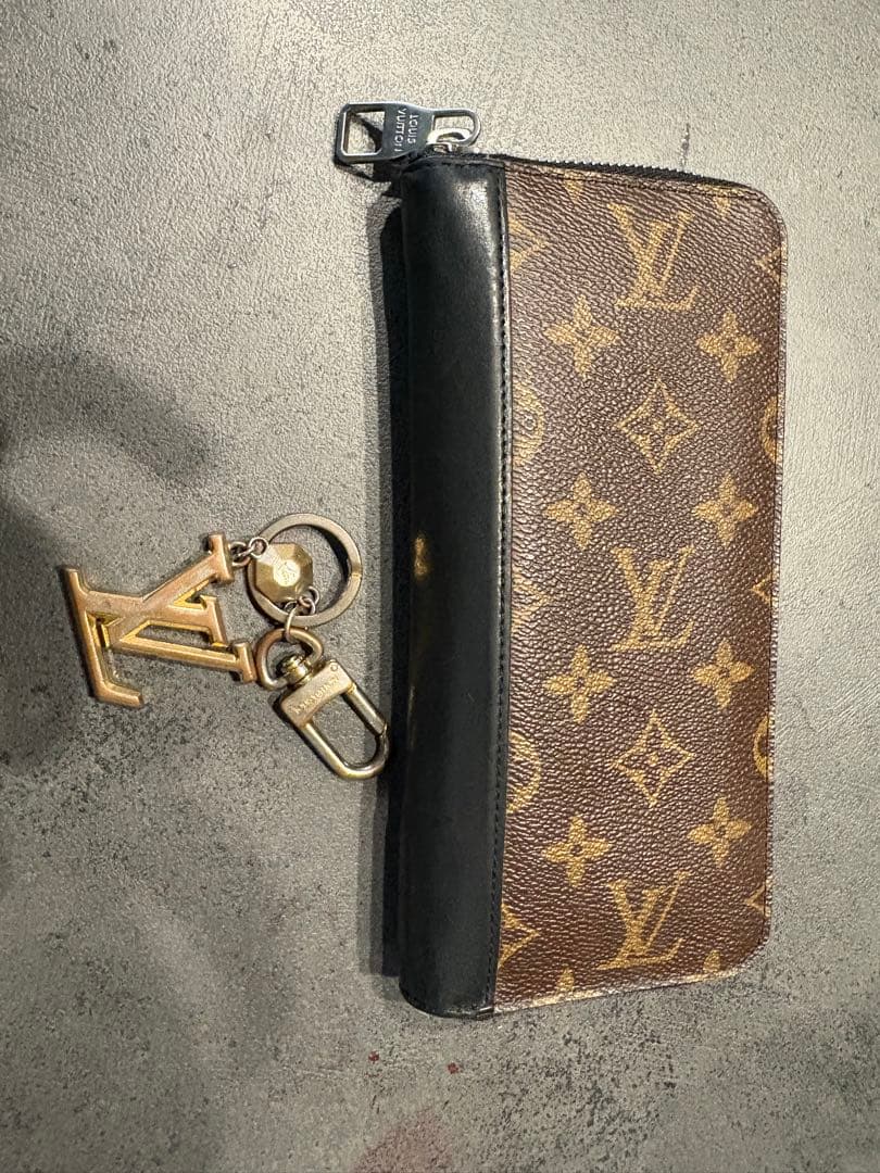 ヴィトン　長財布　キーリング