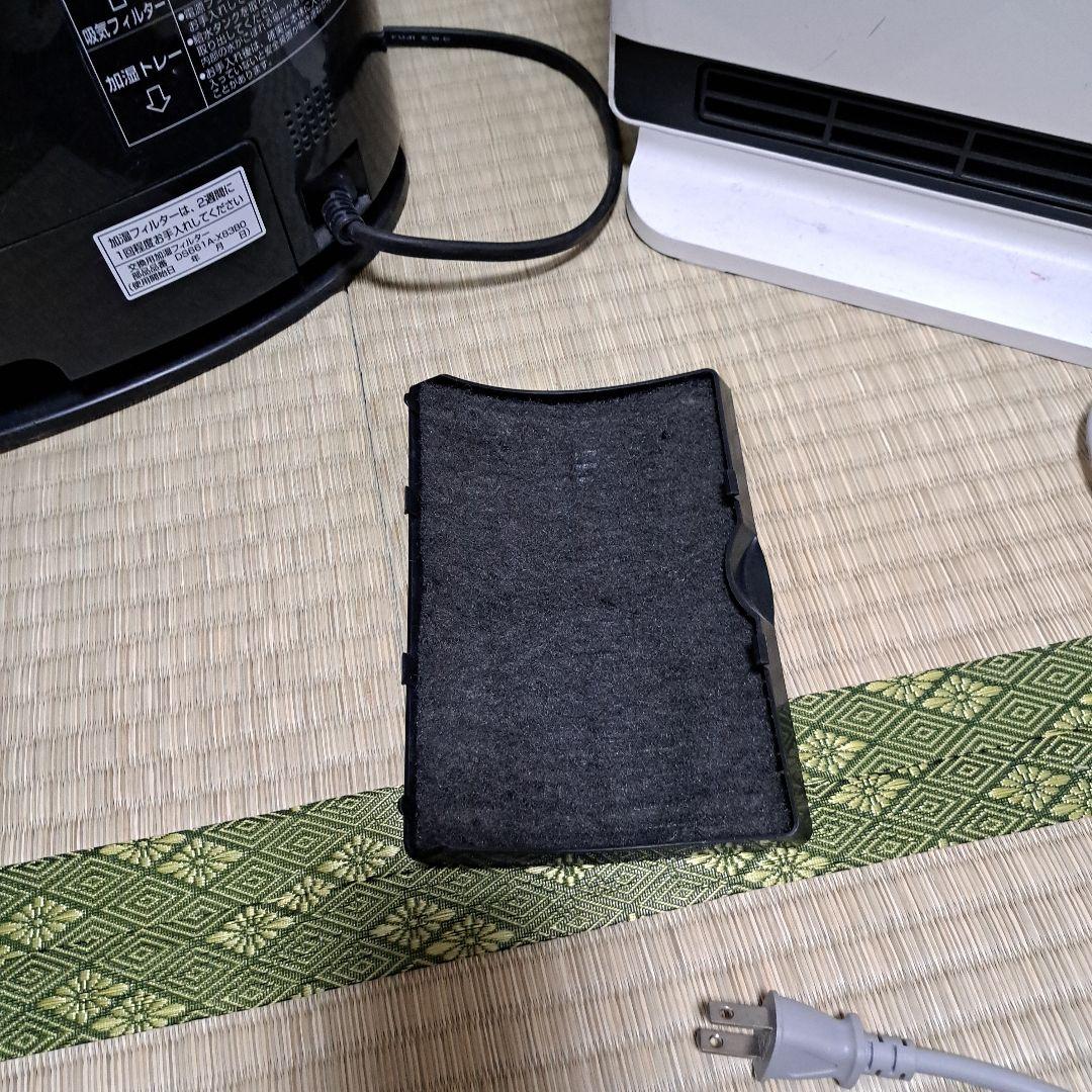 セラミックヒーター2台、空気清浄機１台まとめ売り!