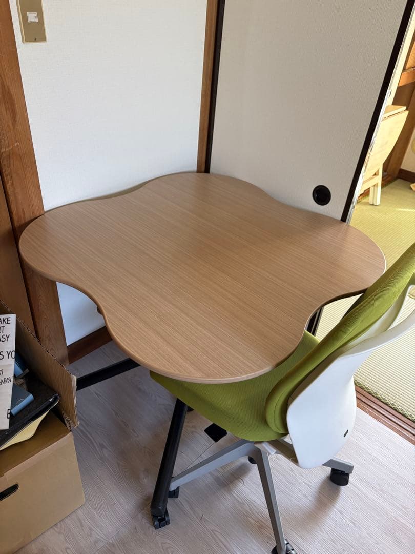 【直接取引のみ】ITOKI soleil ミーティングテーブル