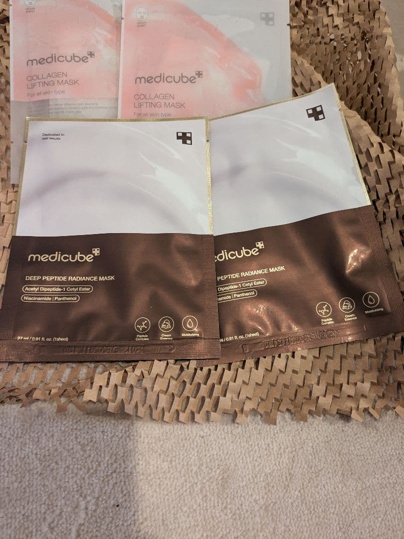 【新品限定品】AGE-R BOOSTER PRO 美顔器キティクロミ美顔器セット