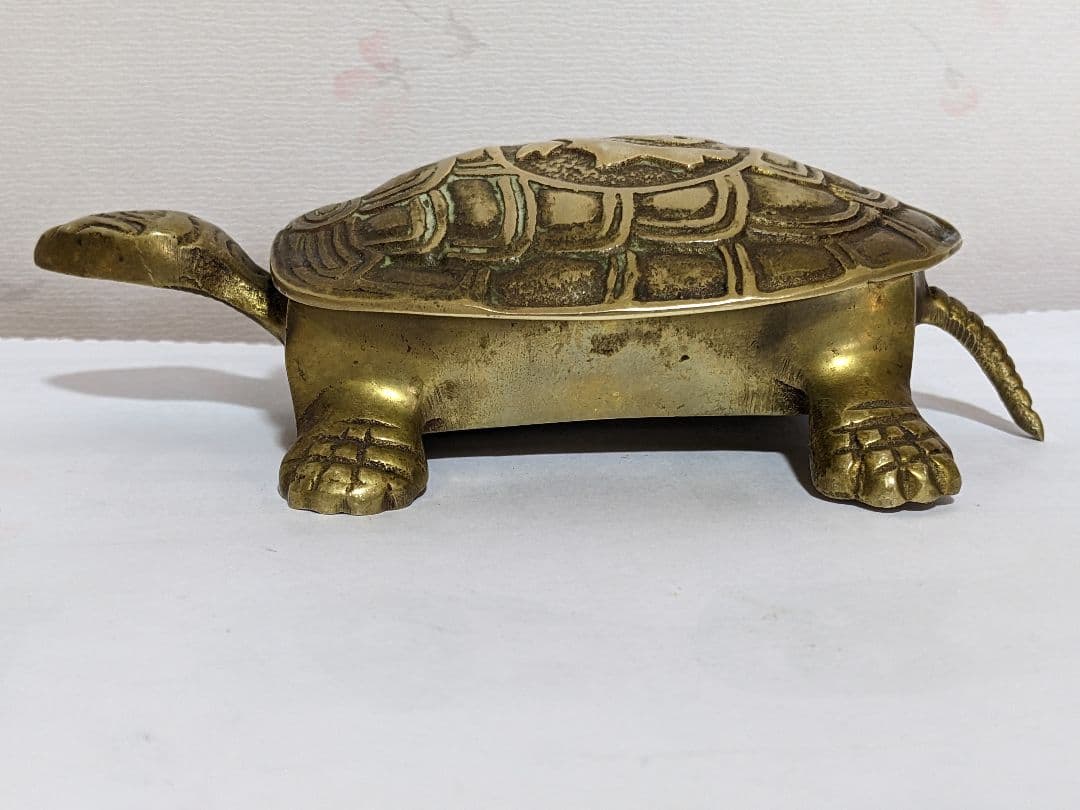 ♦中国 民国時代 銅製 亀形 自在蓋箱 煙草入 コレクション 骨董品アンティーク