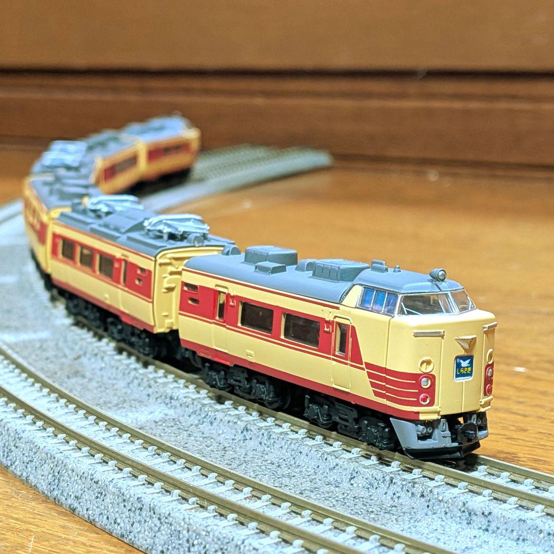 Bトレイン『特急車両5両+6両 動力ユニット3、走行台車6両』