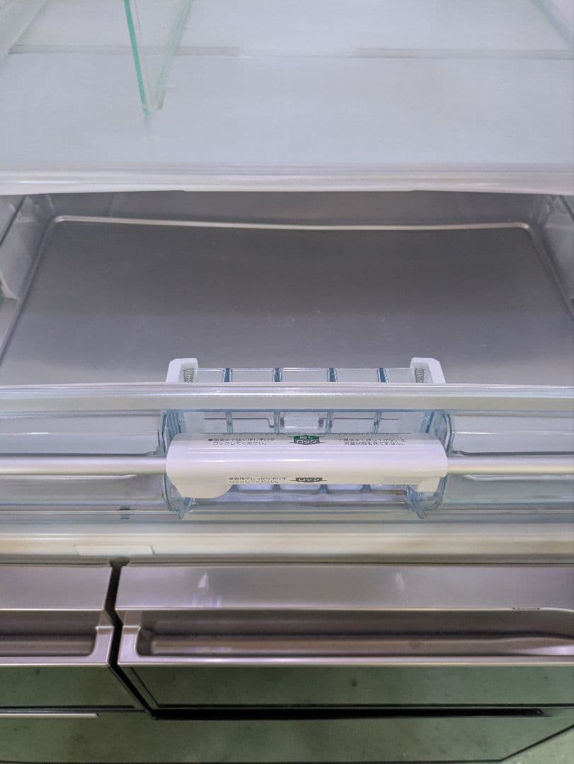 HITACHI 日立　冷蔵庫 R-B6200 6ドア