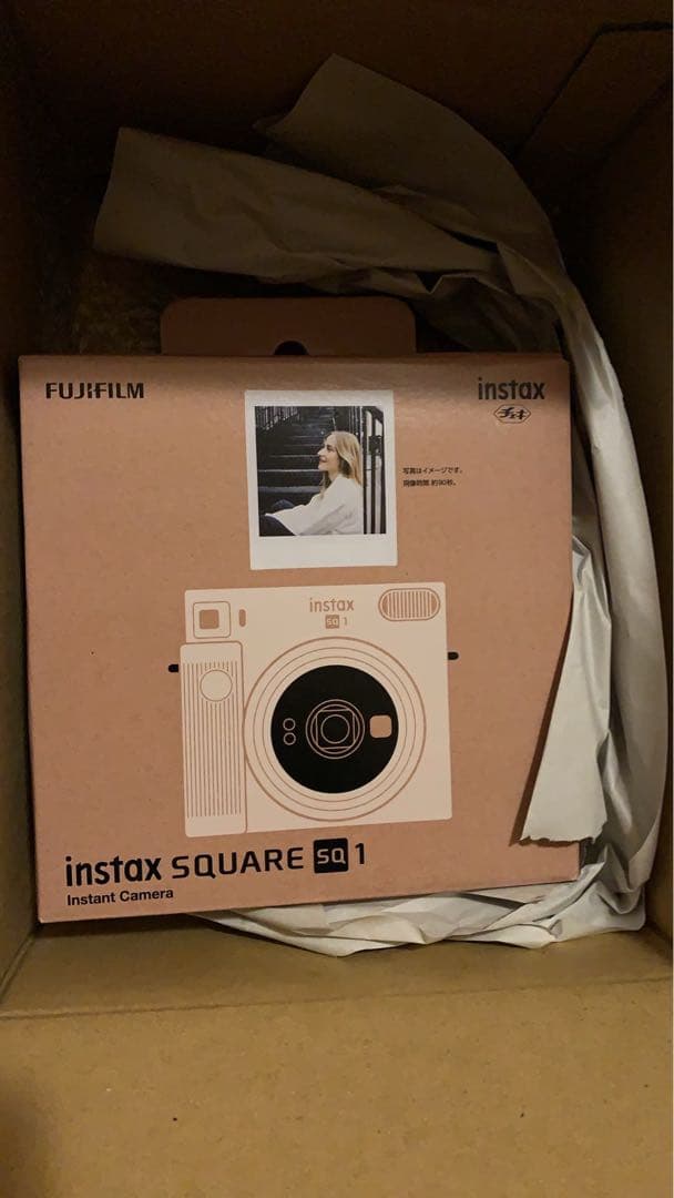 インスタックス　スクエア　SQ1 チョークホワイト　新品未使用品