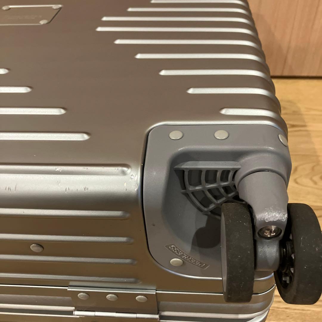 スーツケース　innovator