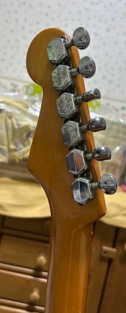 白狐さま専用　Squier エレキギター ジャンク