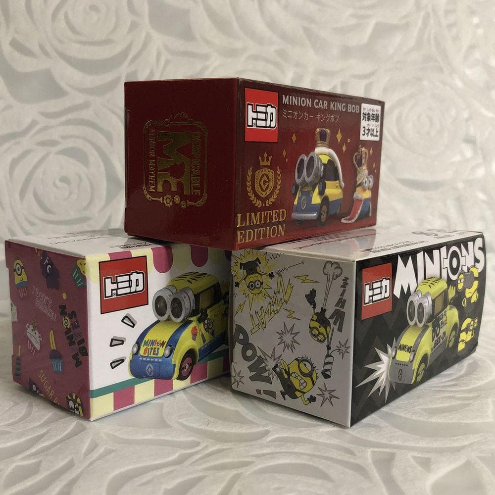 新品USJトミカ3個 ミニオンキングボブMINION BITES MINIONS