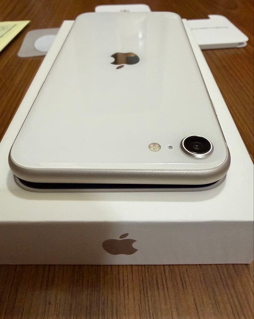 iPhone SE3 スターライト 64GB iFaceミー 未使用フィルム付