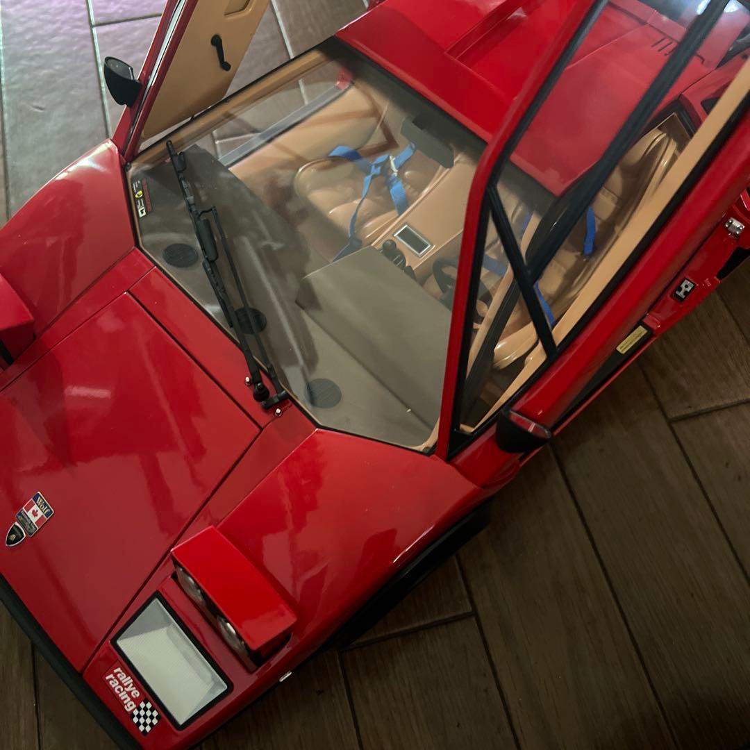 デアゴスティーニ　ランボルギーニカウンタックLP500S とディスプレイベース