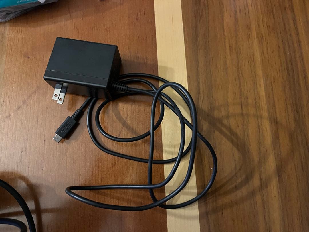 Switch スプラ3 モンハンライズ ダイパリメイク 充電器 コントローラー