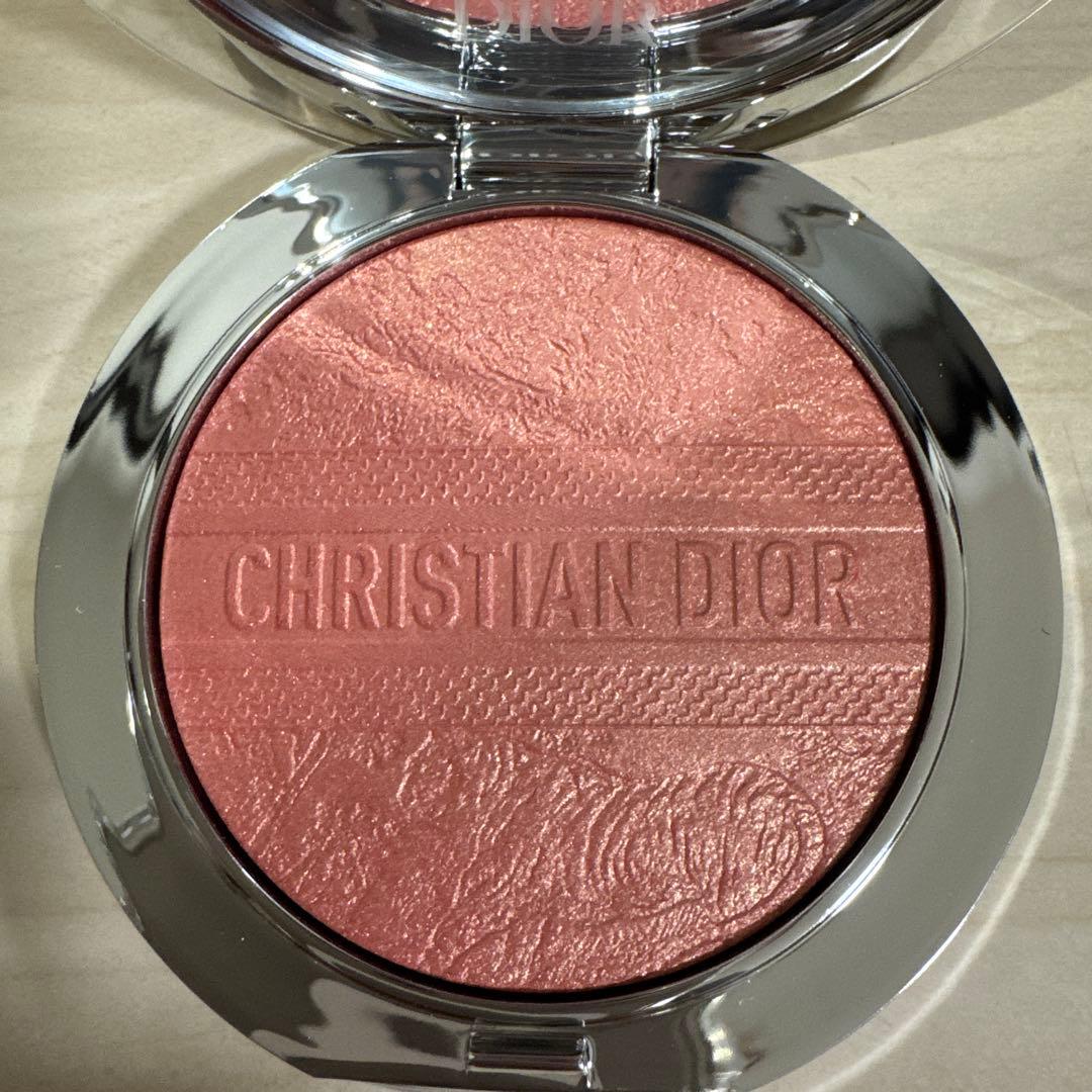 DIORスキンフォーエヴァーグロウルミナイザー004コーラルグロウ