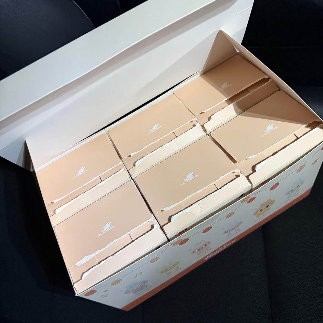 LABUBU THE MONSTERS Have A Seatぬいぐるみ開封済み