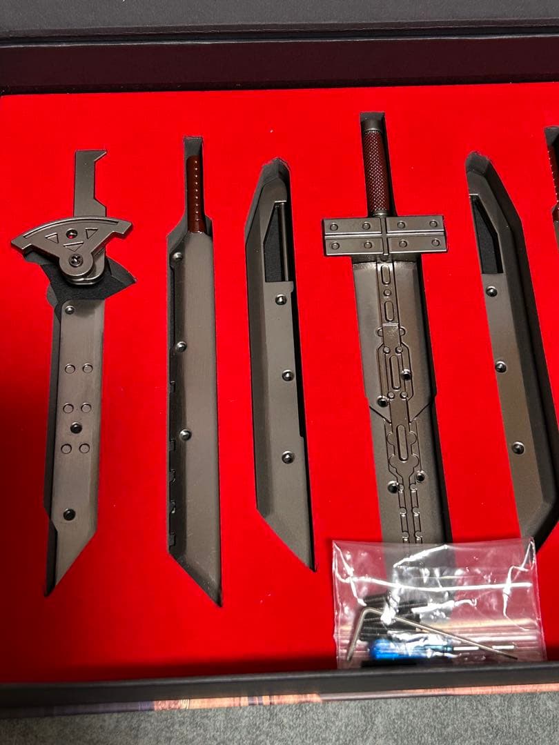 ファイナルファンタジー7 クラウド バスターソード 合体剣 金属製 約24cm