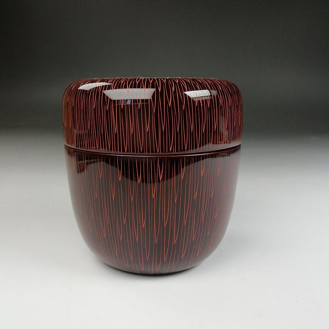 Ｔ８３３　棗　『朱菊彫り』『中棗』『関翠雲 作』　共箱　茶道具