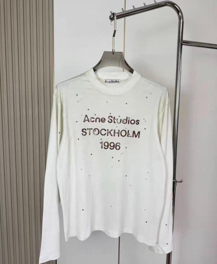 Acne Studios ロンT ダスティホワイト ロゴ入り