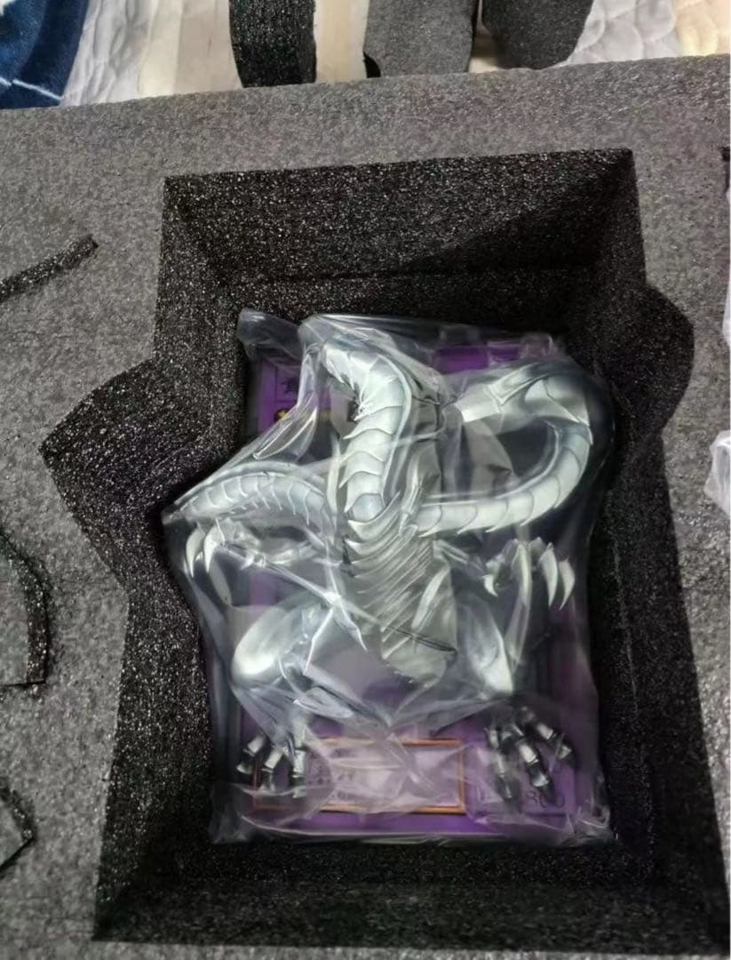 遊戯王 青眼の究极竜 ガレージキット ガレキ スタチュー