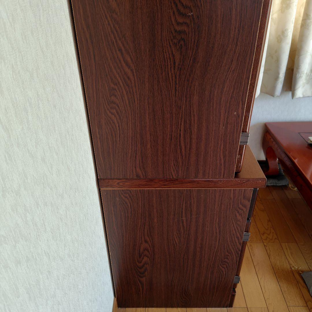 本箱　木製品　引出し　扉　収納量大　棚移動