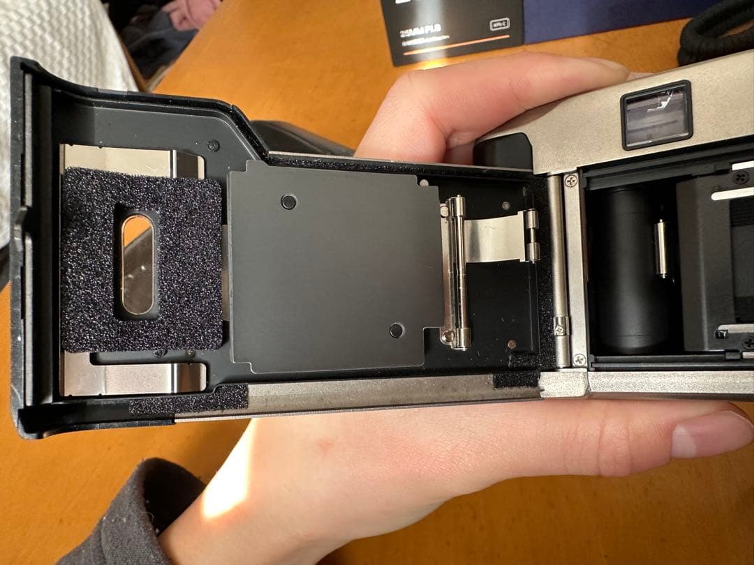 フィルムカメラ CONTAX TVS