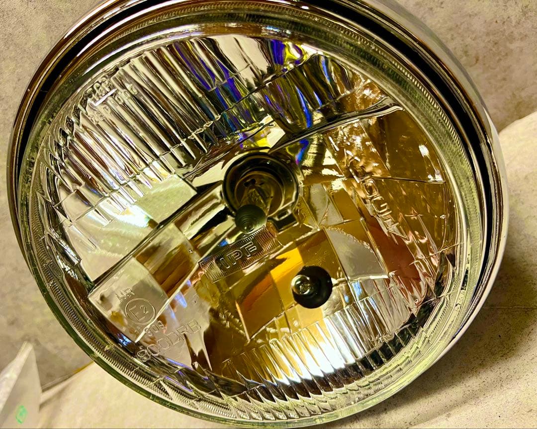 極上　IPF 凹みレンズ　ヘッドライト　シャインバルブ付き