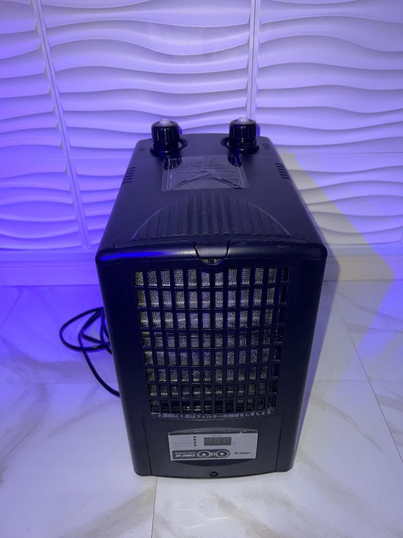 ZC-200αクーラー + Redsea Reef Led 90 + 専用アーム