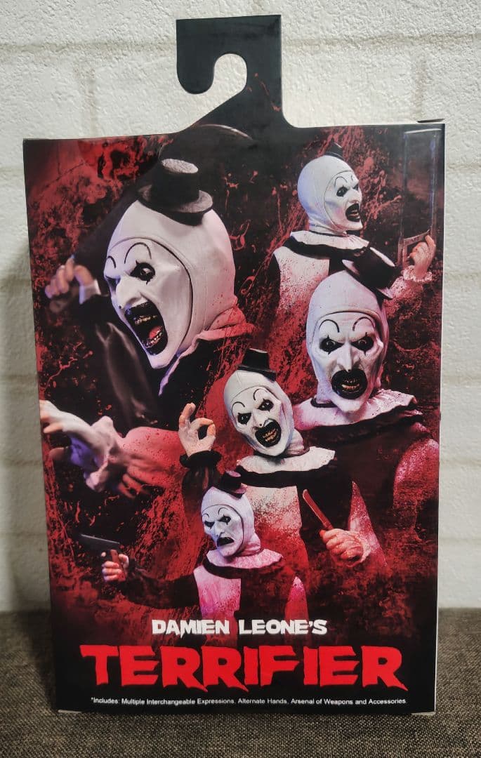 ネカ テリファー アート・ザ・クラウン アルティメット 7インチ フィギュア