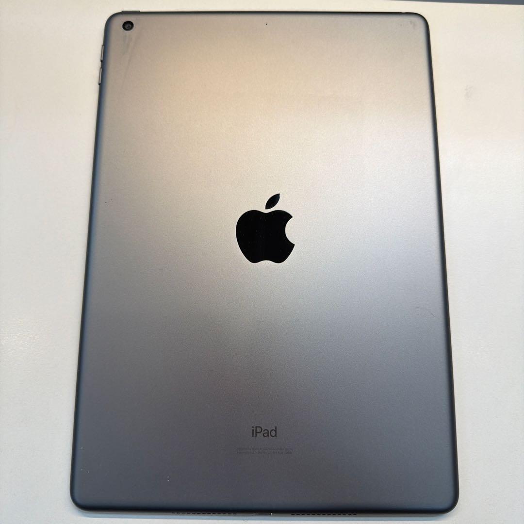 訳あり iPad 第8世代 128GB Wi-Fi 画面波打つ