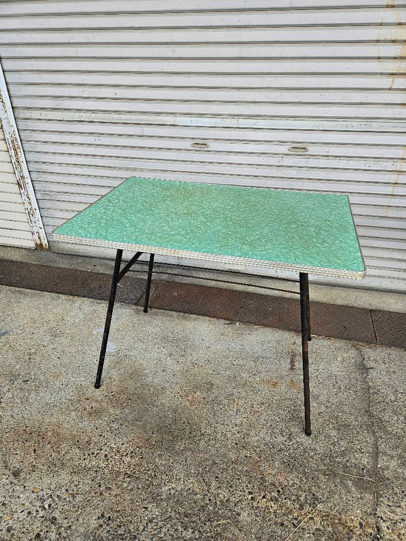 ジャパンヴィンテージ 鉄脚のテーブル 作業台 昭和レトロ 机 ワークテーブル