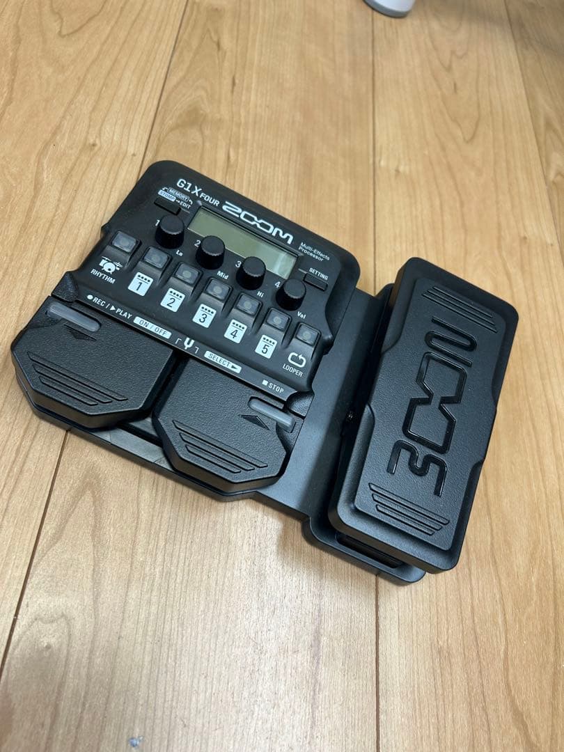 Zoom G1X Four ギターエフェクター 美品