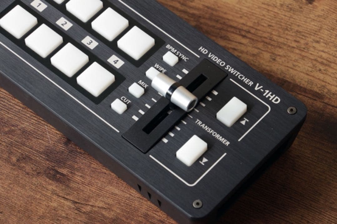 その他 Roland V-1HD