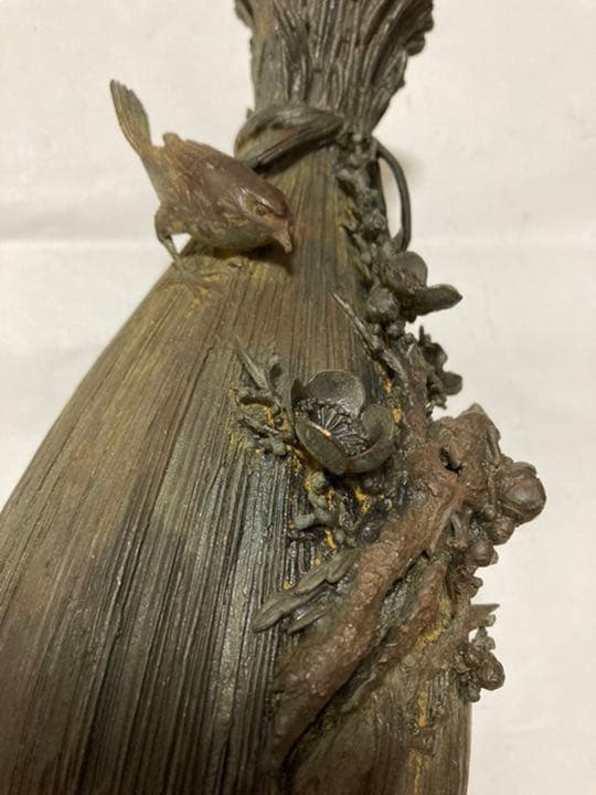 古銅製花瓶，時代物，在銘あり，重約2000克。
