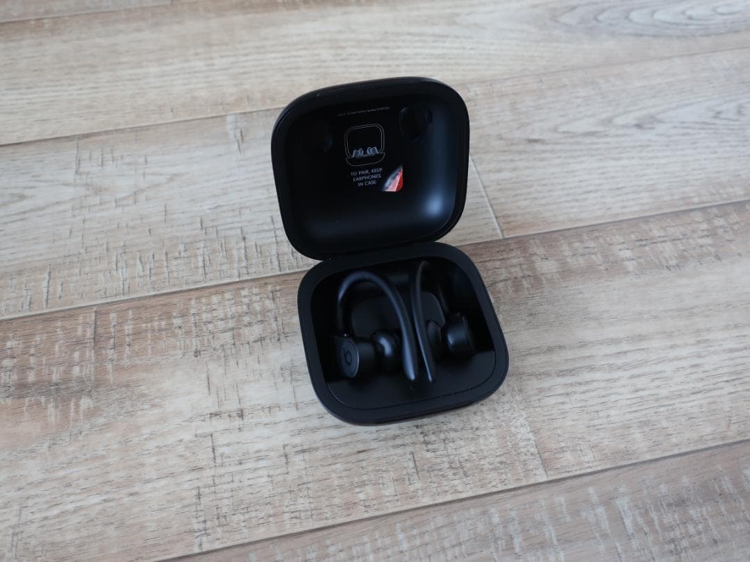 ★人気 格安 beats パワービーツプロ 高音質ワイヤレスイヤホン 黒