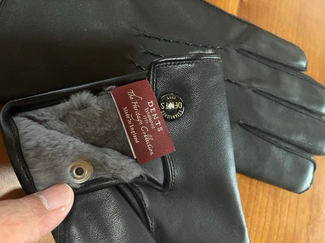 【美品】 デンツ DENTS ラビット 英国 手袋 黒 レザー メンズ 老舗
