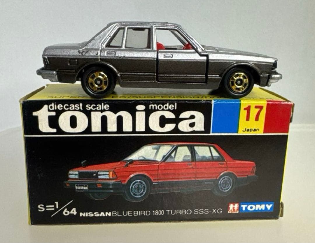 黒箱トミカ　日本製　ニッサン　ブルーバード　ターボ