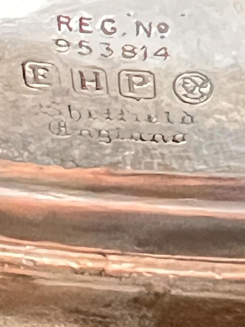 シルバープレートティーポット　刻印あり　Sheffield　England