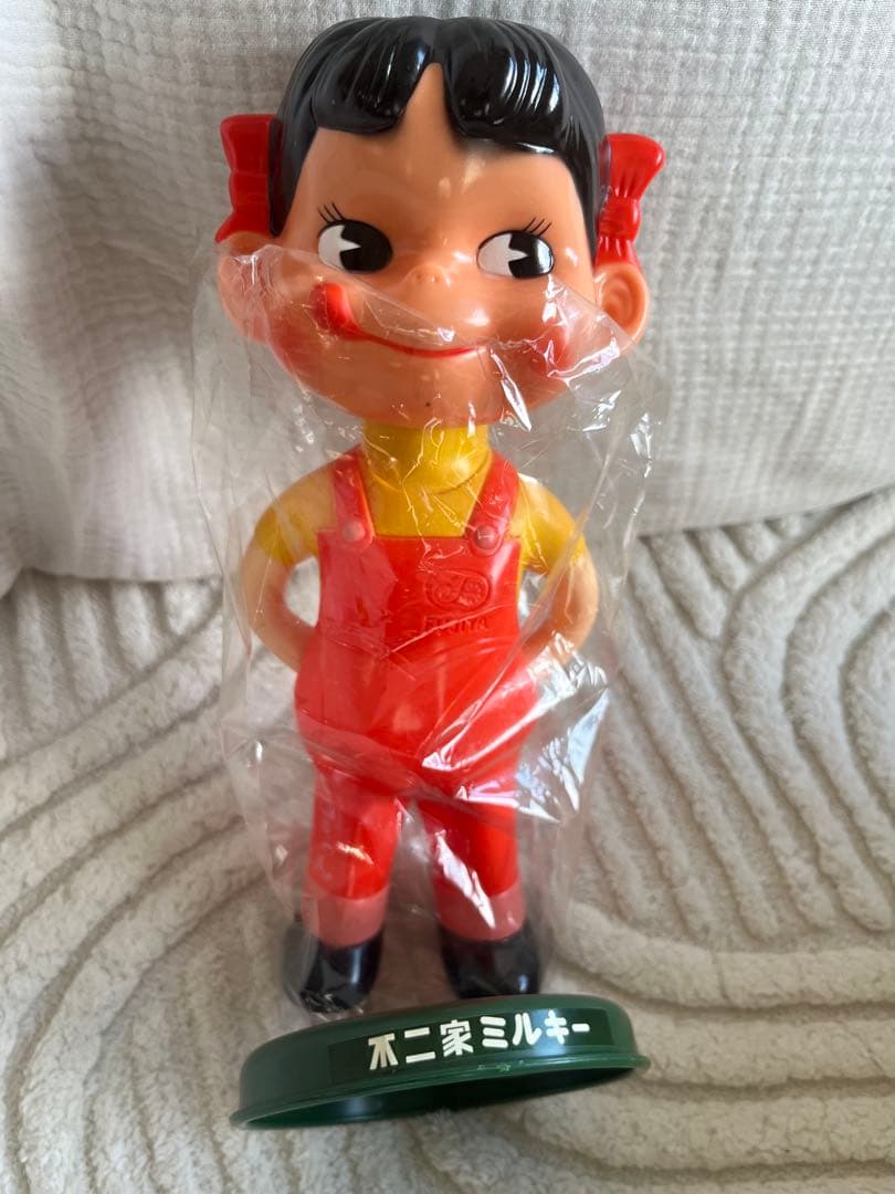 ペコちゃんフィギュア 未開封　時計　オルゴール　まとめ売り　年明けおまけ付き‼️