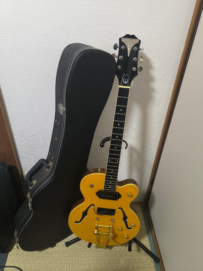 ジャンク　 Epiphone　wildkat セミアコースティックギター