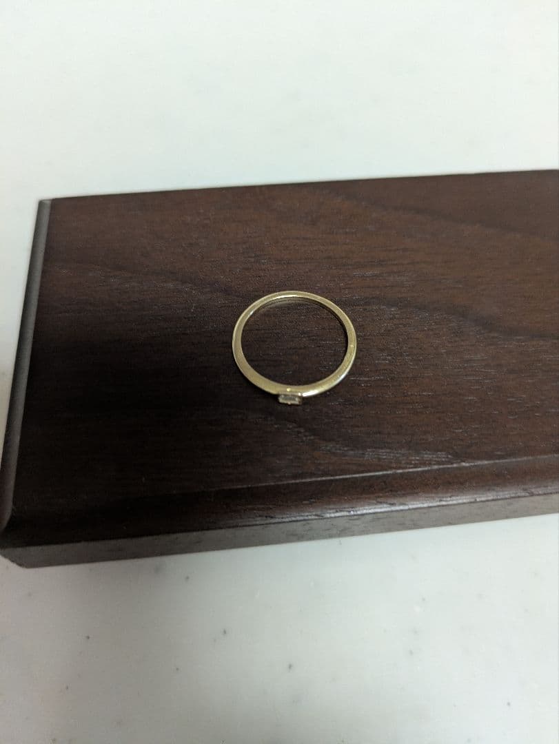AHKAHゴールドリング スクエアカットストーン