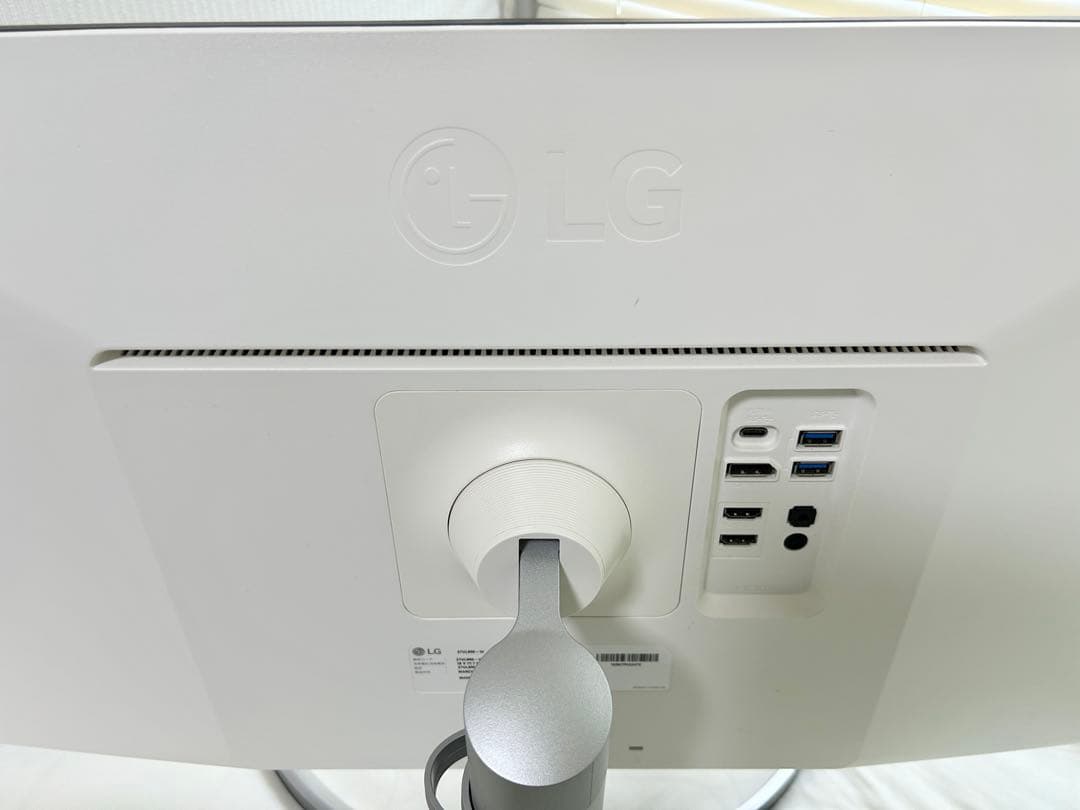 LG 4K IPS モニター 27UL-850W（スタンド無し）