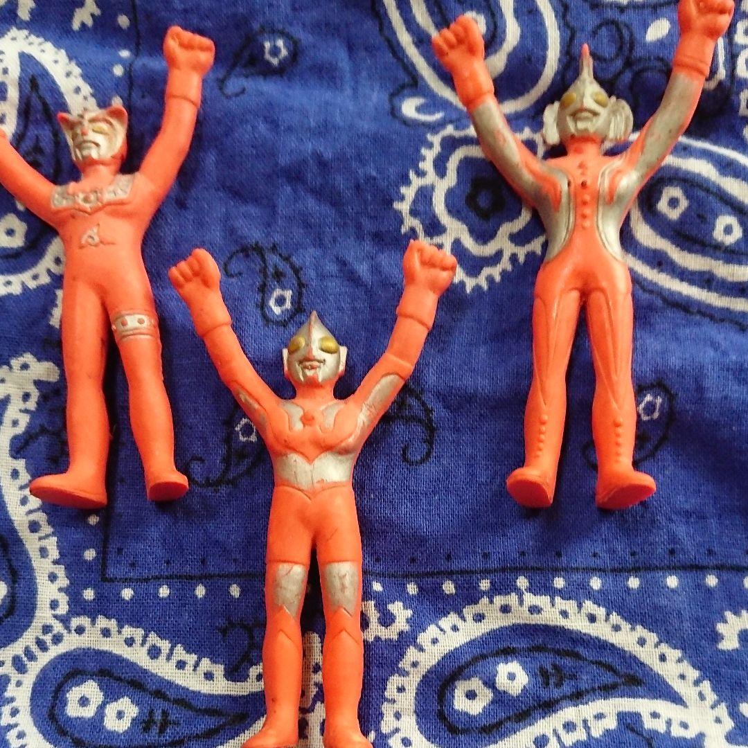 激レアウルトラマン消しゴム。謎の組み合わせセット