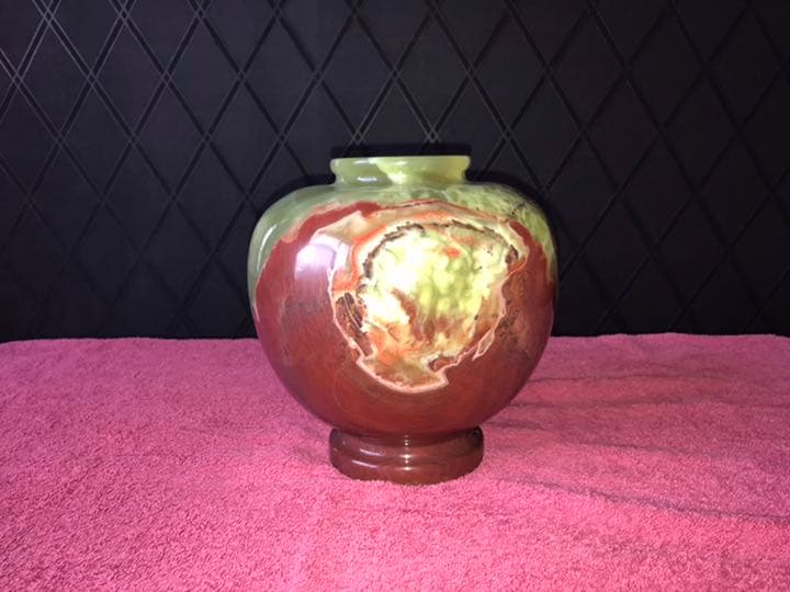 天然石　瑪瑙　メノウ　飾り壺（置物）