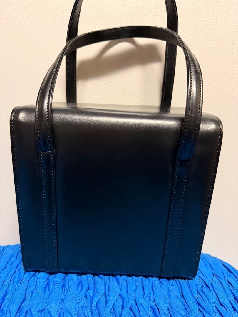 d*2様 BURBERRY スクエア型 ハンドバッグ レザー ノバチェック ブラ