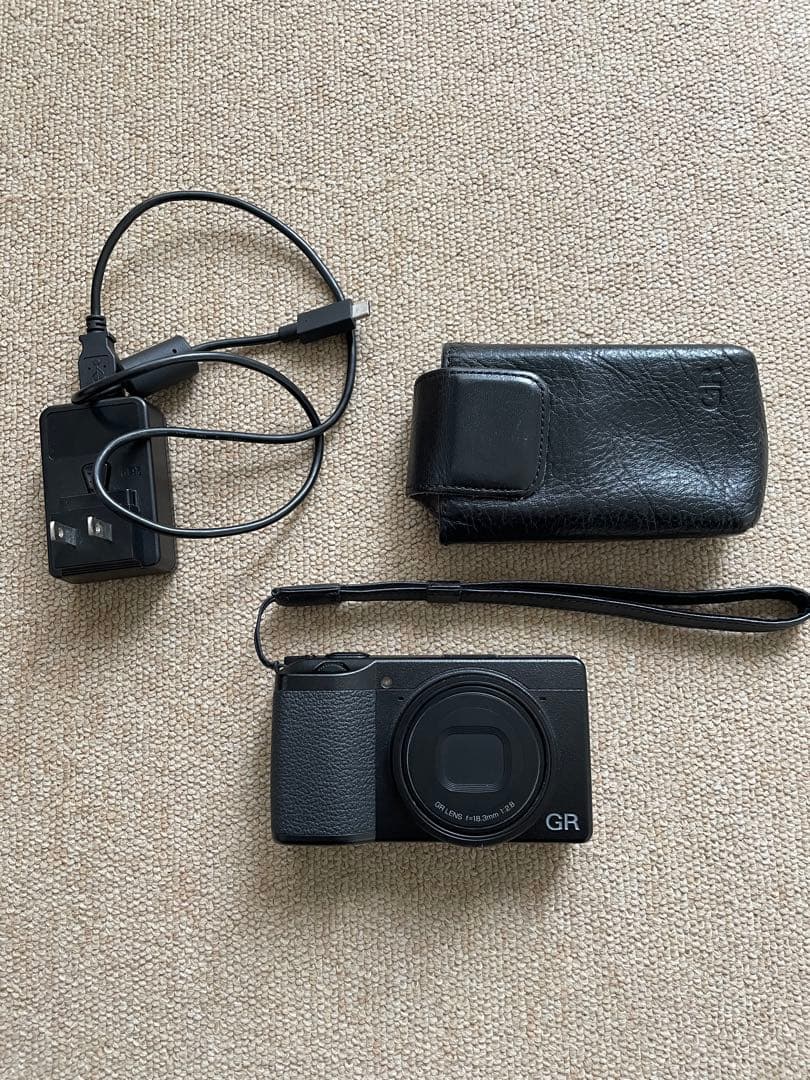 Ricoh GR III 専用革ケース付き　美品