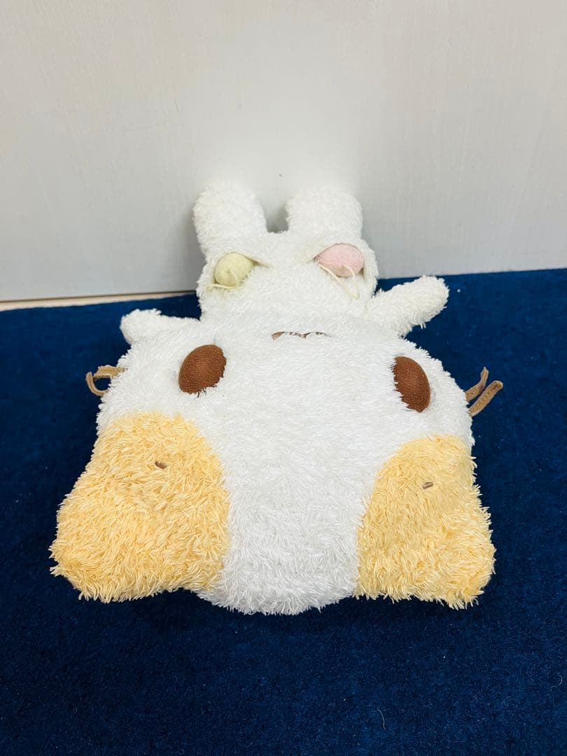 マシュマロみたいなふわふわにゃんこ　サンリオ　ポーズ　ぬいぐるみ