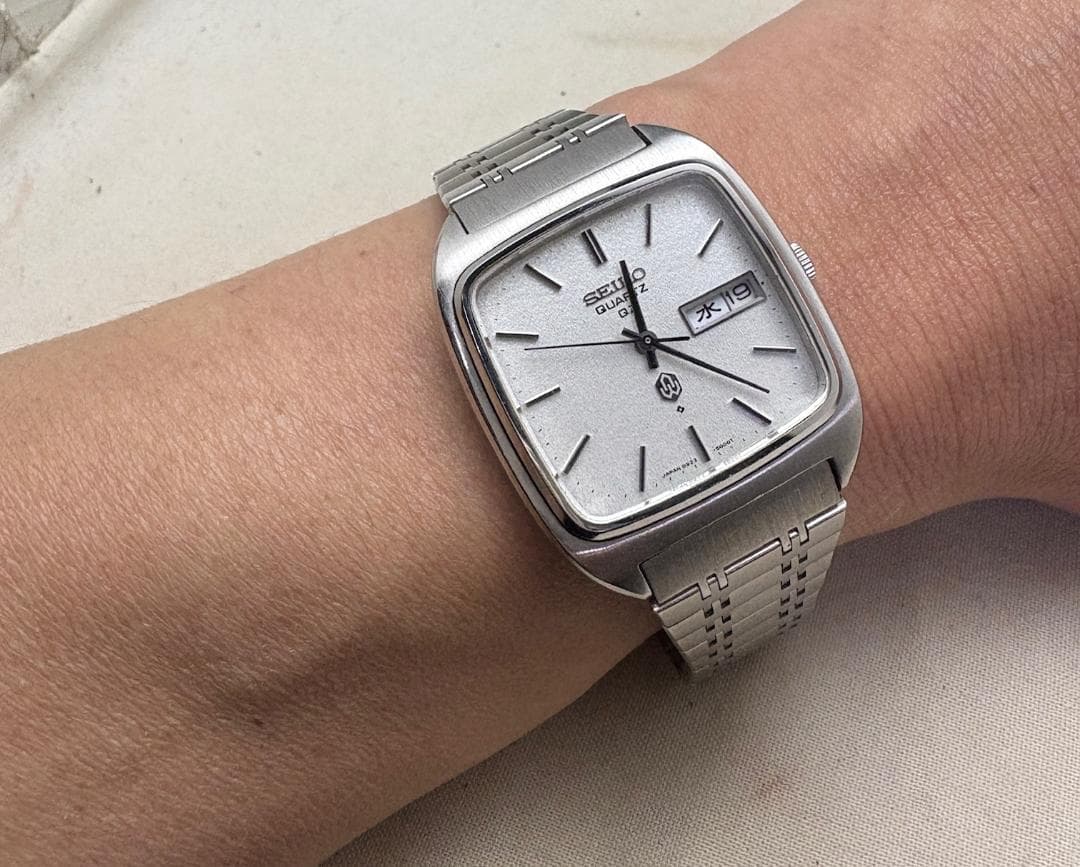 758/美品 稼働 74年 セイコー QZ オールド クオーツ 0923 タンク