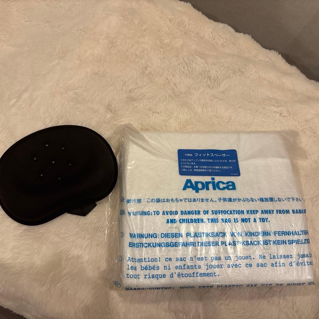 Aprica 車用チャイルドシート ネイビー