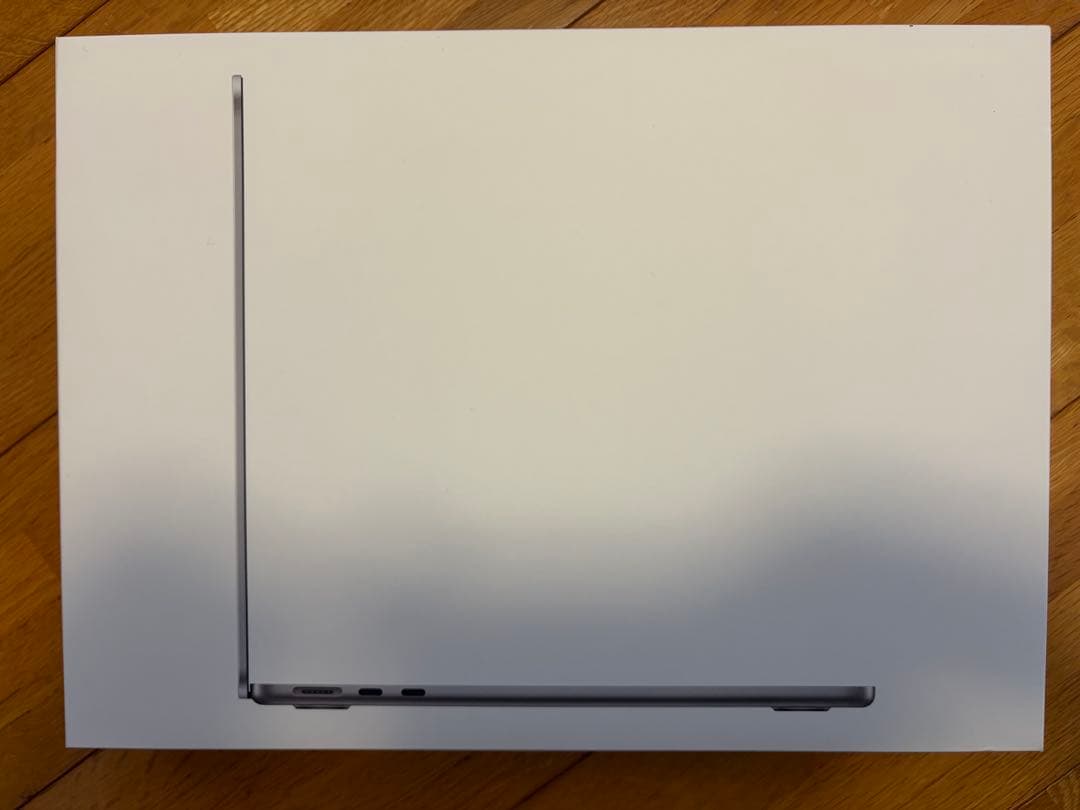 【美品】MacBookAirM2 13インチ2022 256GB、付属品完備