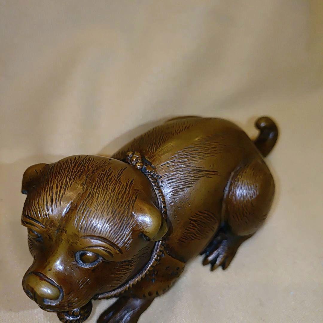 ブロンズ 犬の彫刻　犬の置物　芸術オブジェ