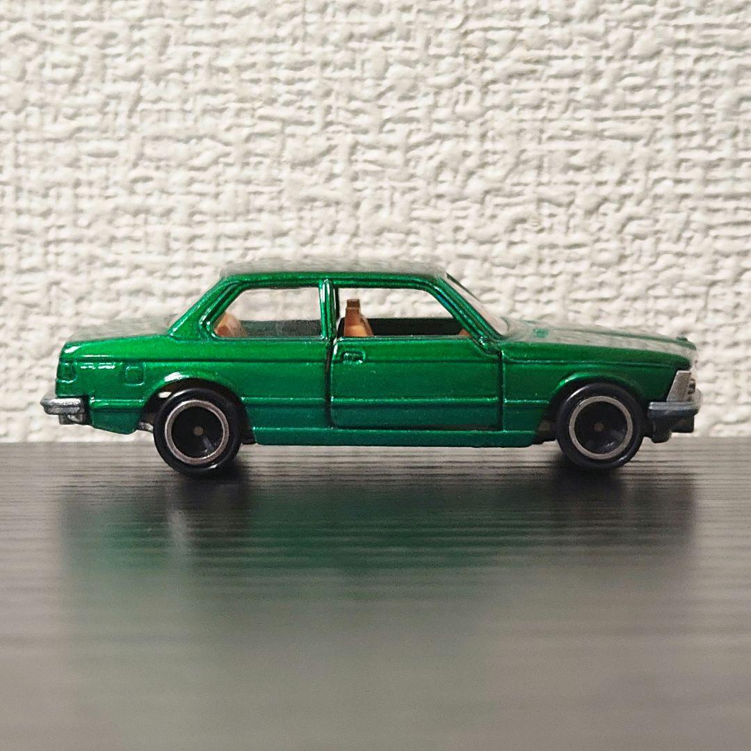 TOMICA　トミカ　BMW　320i　緑色　箱付き