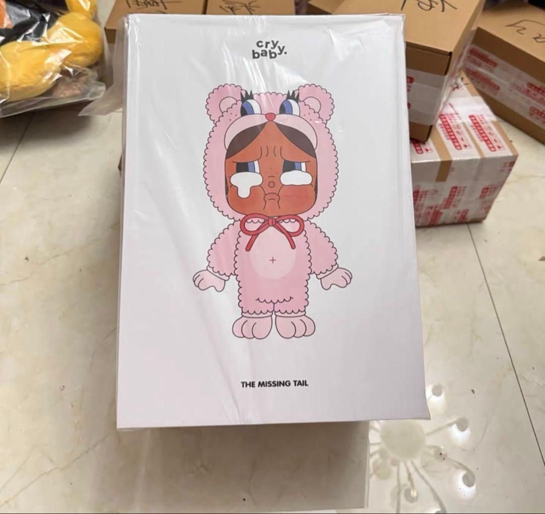 その他 POPMART Mega Crybaby400%The Missing Tail