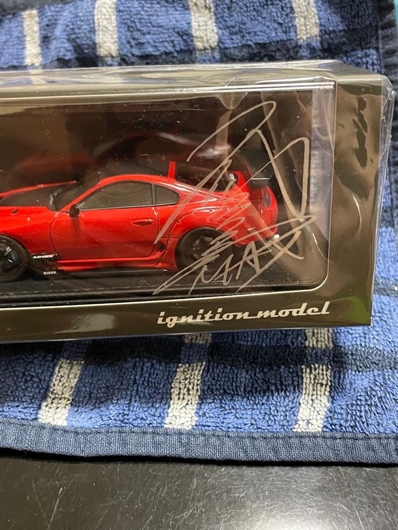 イグニッションモデル　織戸学　80 スープラ　サインプリント入り